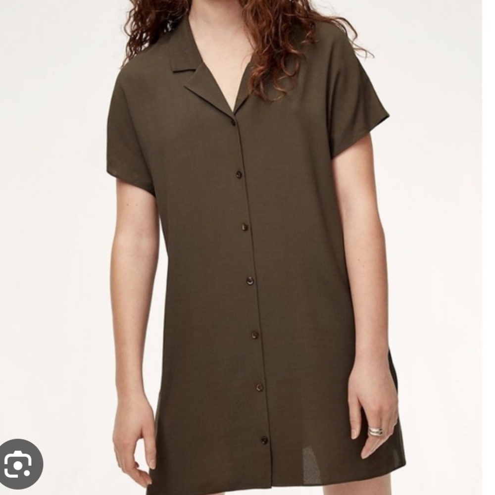 Aritzia wilfred free small fits medium as well button up dress minimalist black